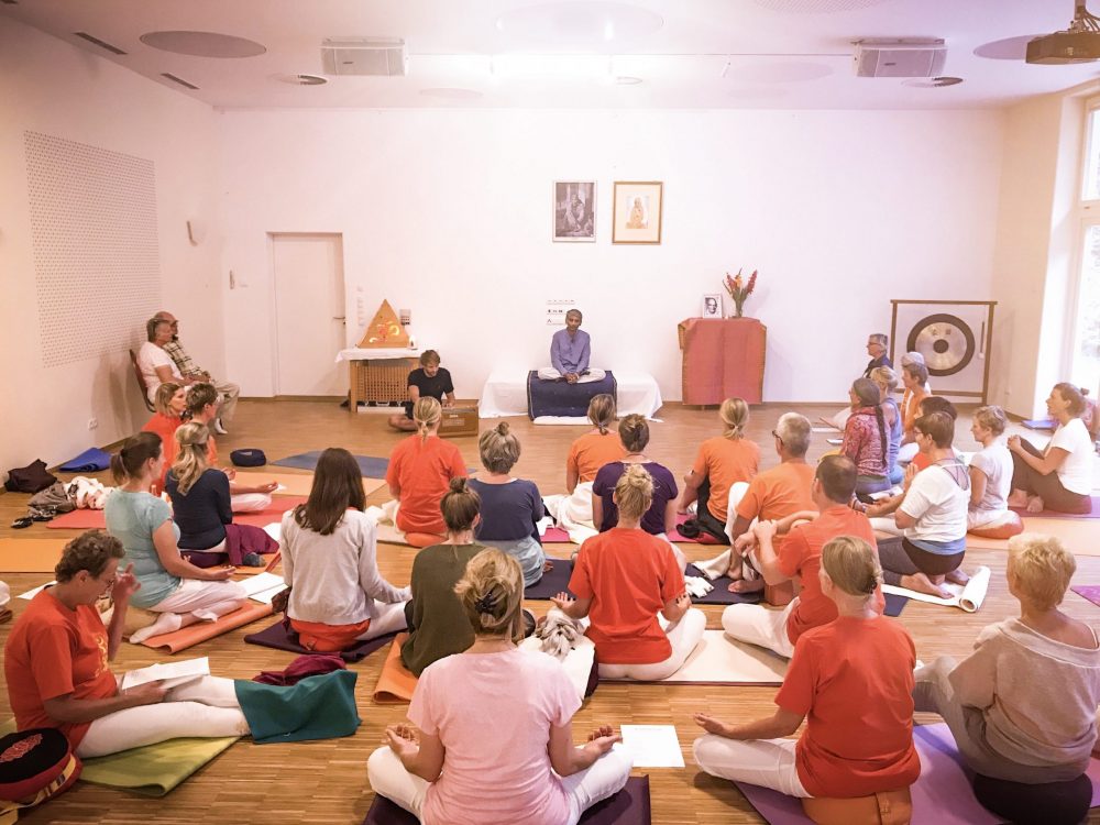 Master Sai Satsan Gruppe Hofgut Rineck Sri Sai Prana Yoga